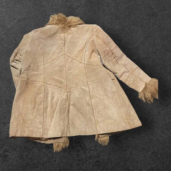 Vintage 90’s/y2k genuine leather tan jacket with clasp - Picture 5 of 13